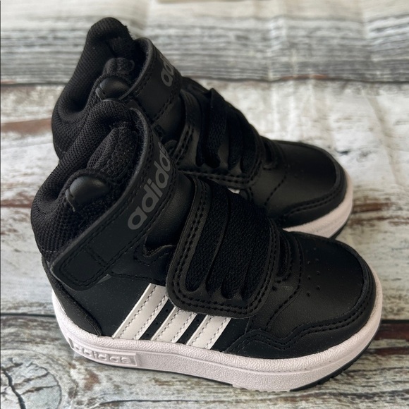 Adidas Hoops Mid 3.0 AC I Toddler Sneakers - Black/White - Size 4K - Picture 3 of 11
